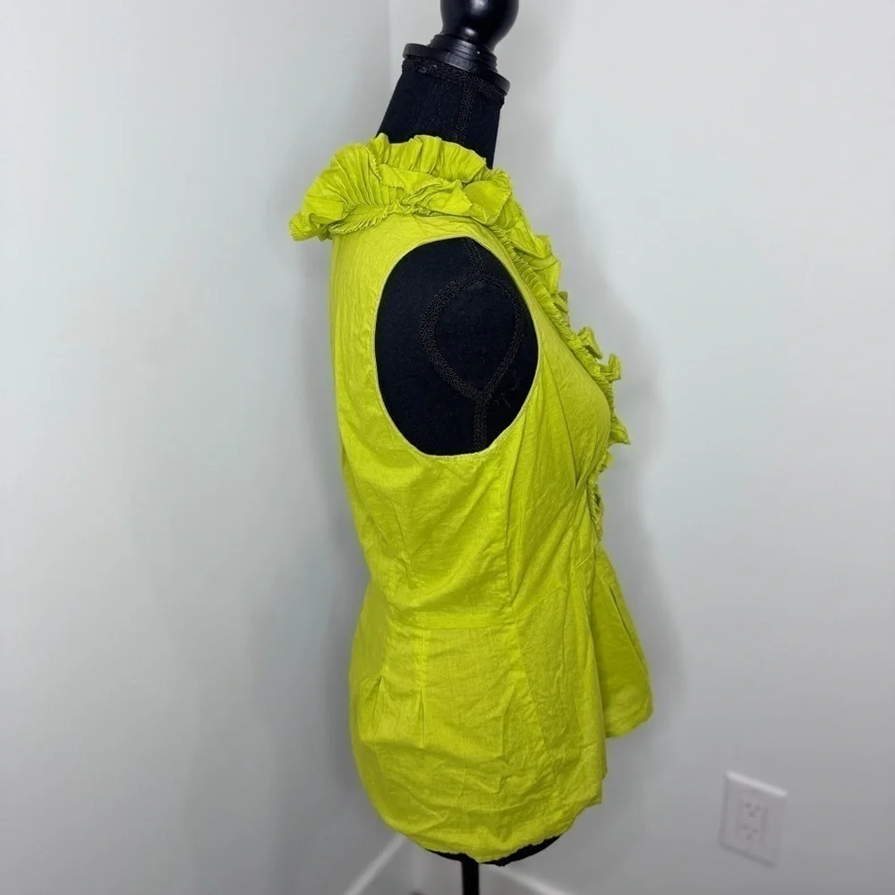 Eci Green Ruffle Sleeveless Button Up Blouse (S)